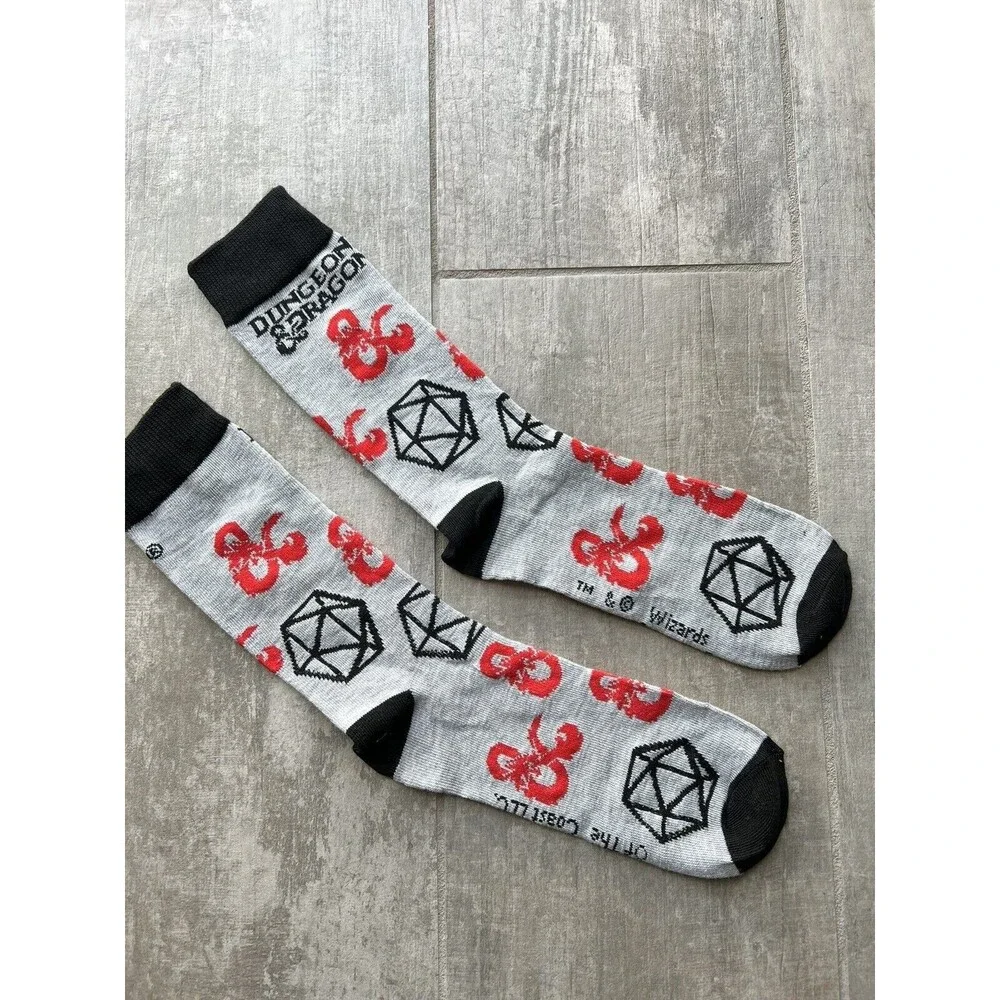 Dungeons & Dragons Men’s Crew Socks Gray Size 6-12 NEW Novelty Gift Collectors